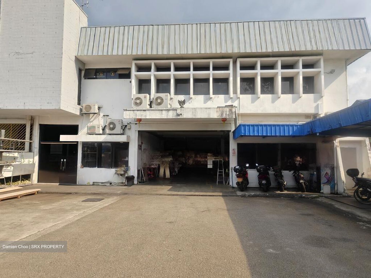 Gul Drive (D22), Factory #464818971